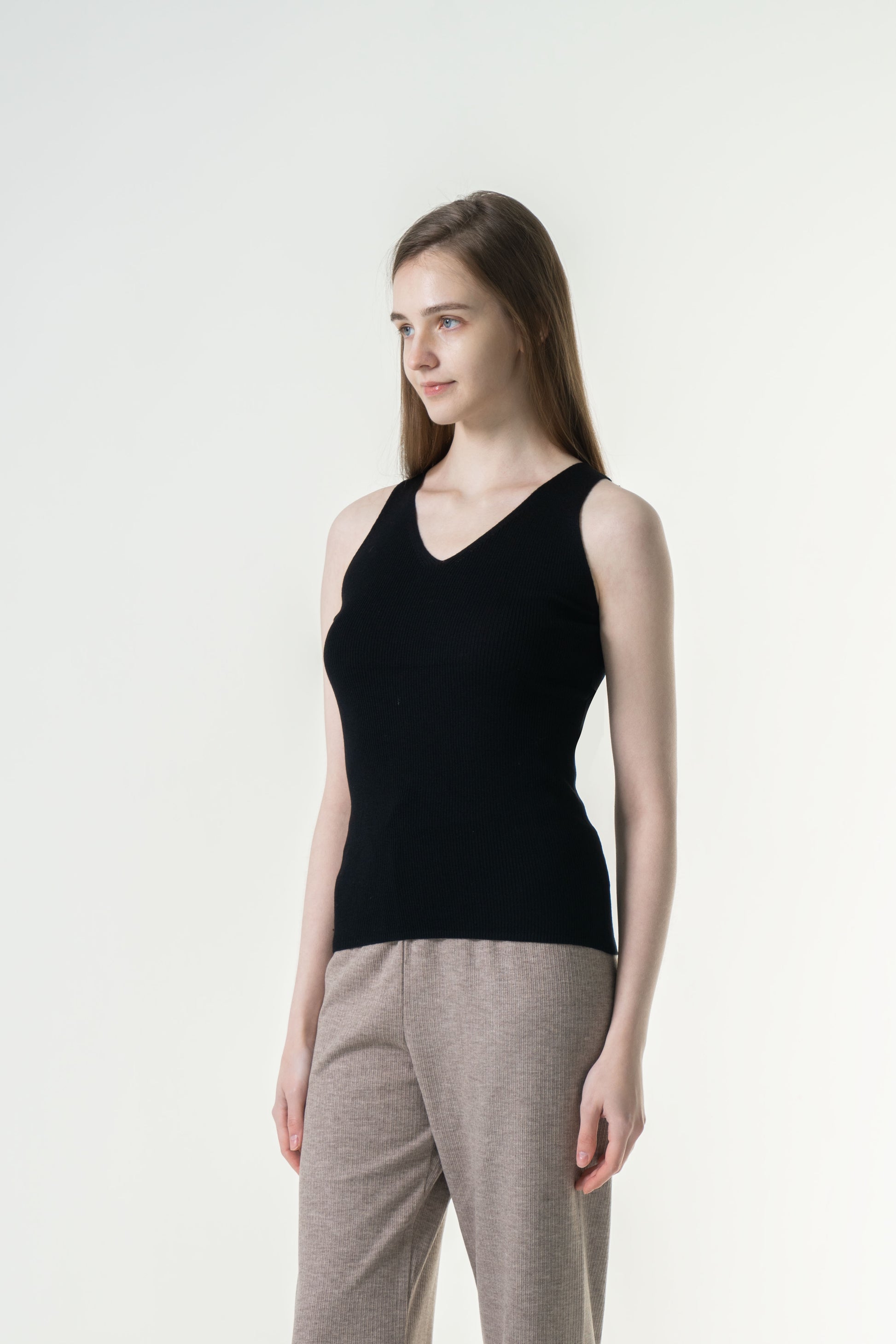 Merino V-Neck Sleeveless Top