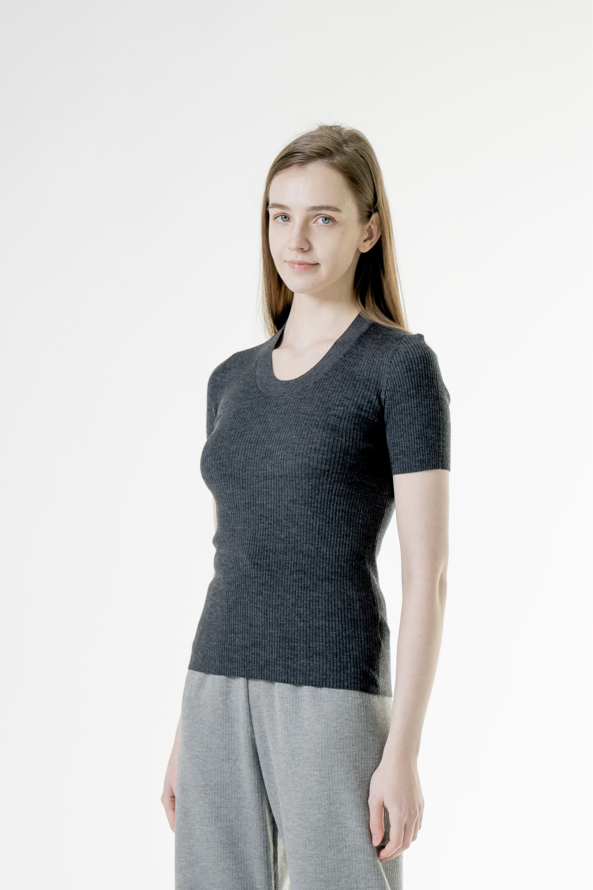 Merinosnug Superfine Merino Scoop Neck Basic Tee