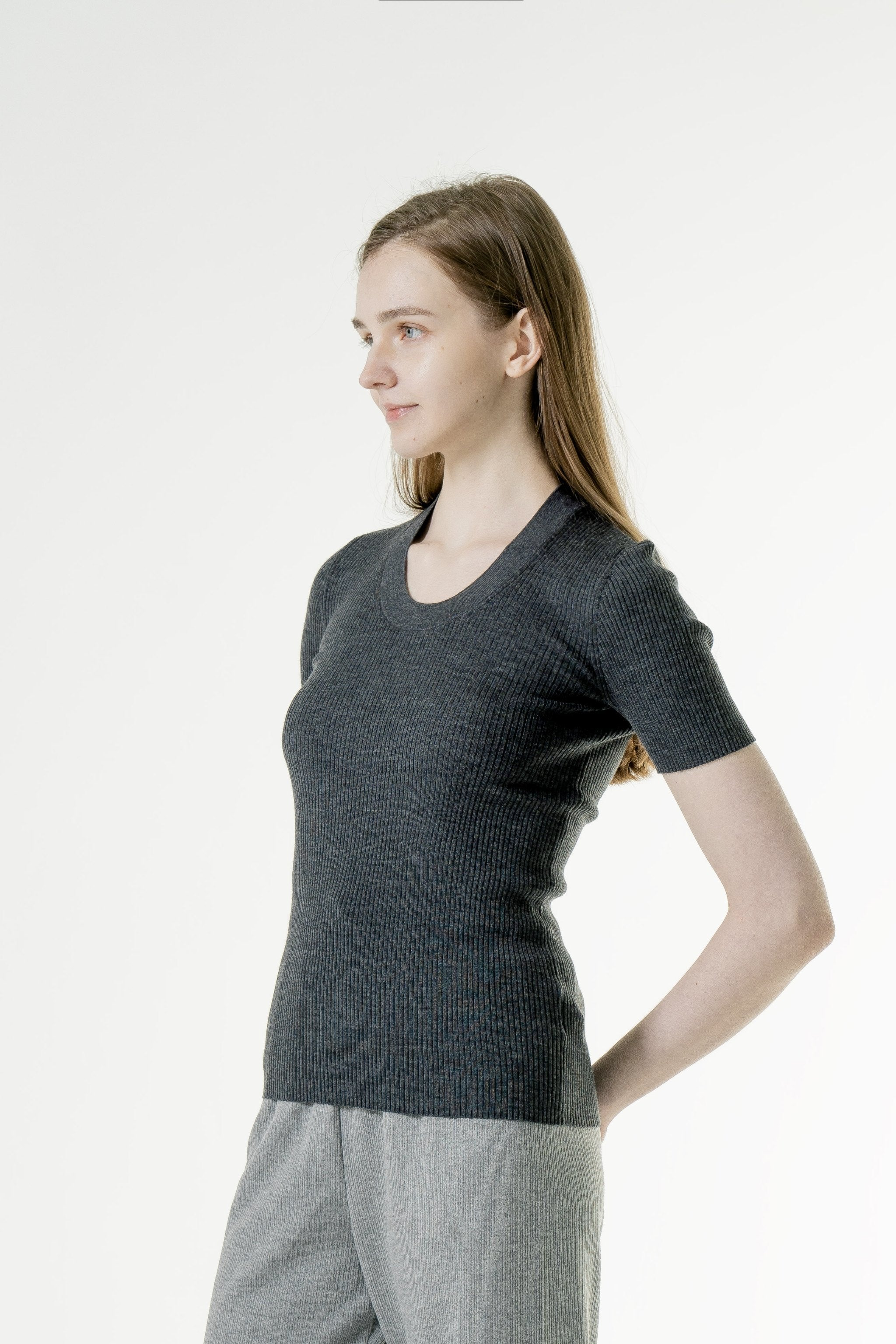 Merinosnug Superfine Merino Scoop Neck Basic Tee